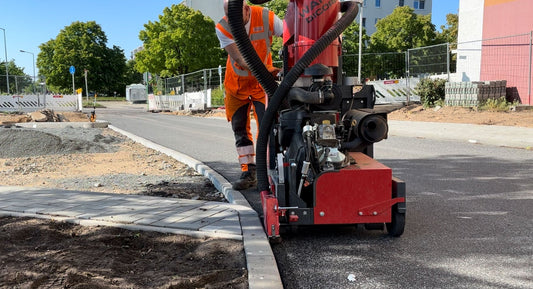 Riss- und Fugenfräsen mit Absaugung